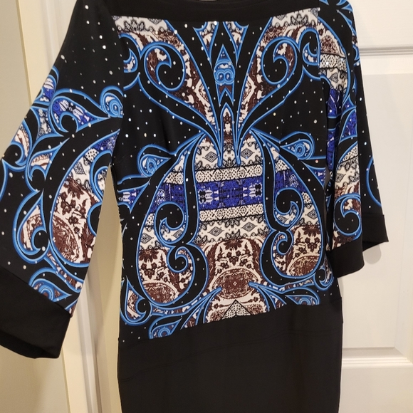 Gorgeous Joseph Ribkoff designer dress. Size 10. Knee length. Slimmer look! - Picture 2 of 2